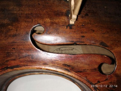 скрипка клеймо реставрации 1822.jpg